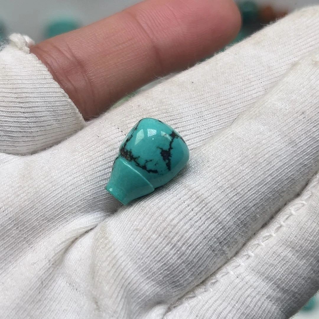 绿松石珠宝奇石未镶嵌张*