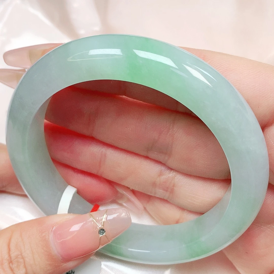 翡翠手镯未镶嵌抖音519