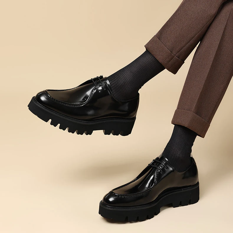 英伦复古厚底高定商务休闲皮鞋男真皮尖头亮面增高皮鞋结婚鞋轻奢