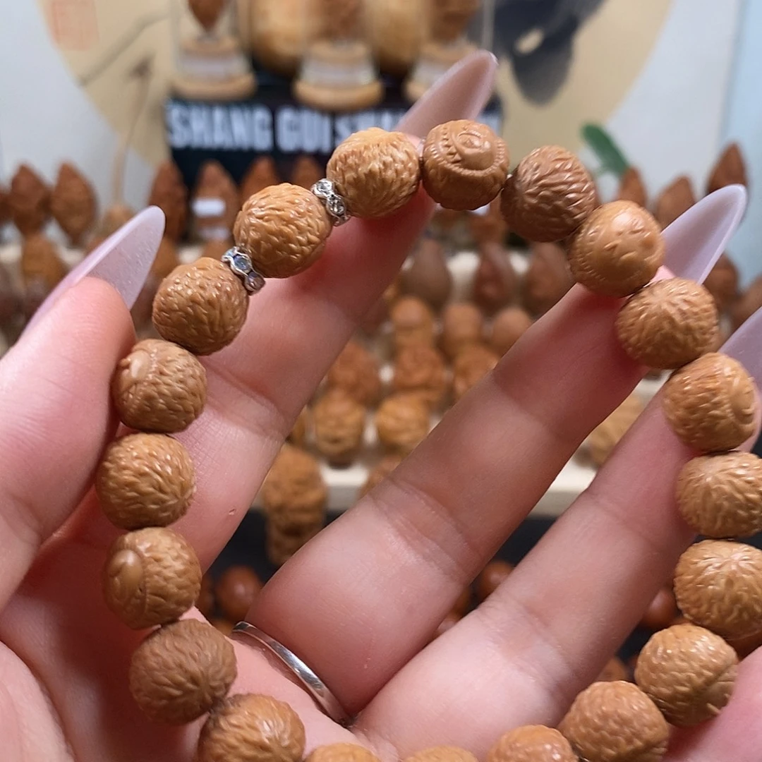 橄榄核手串/手链猴头拉布布手串