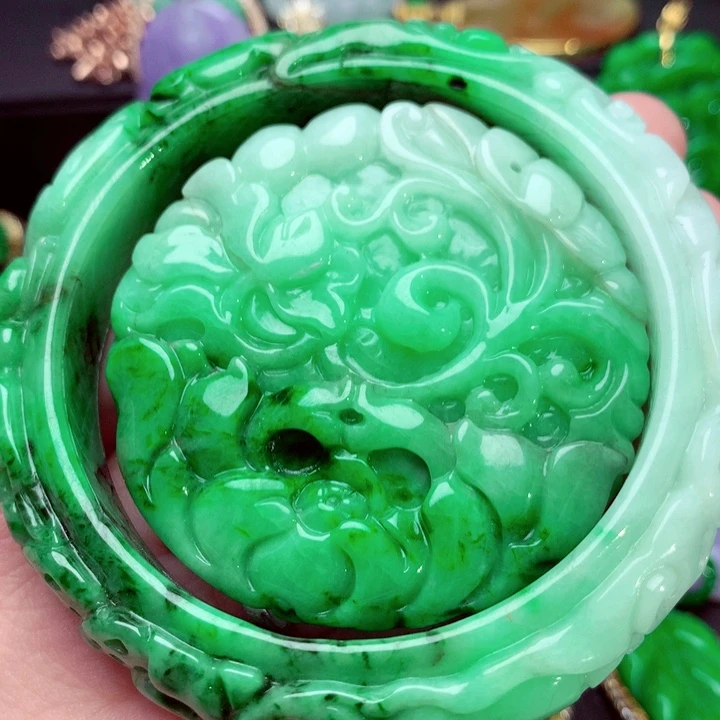 翡翠未镶嵌手镯手镯
