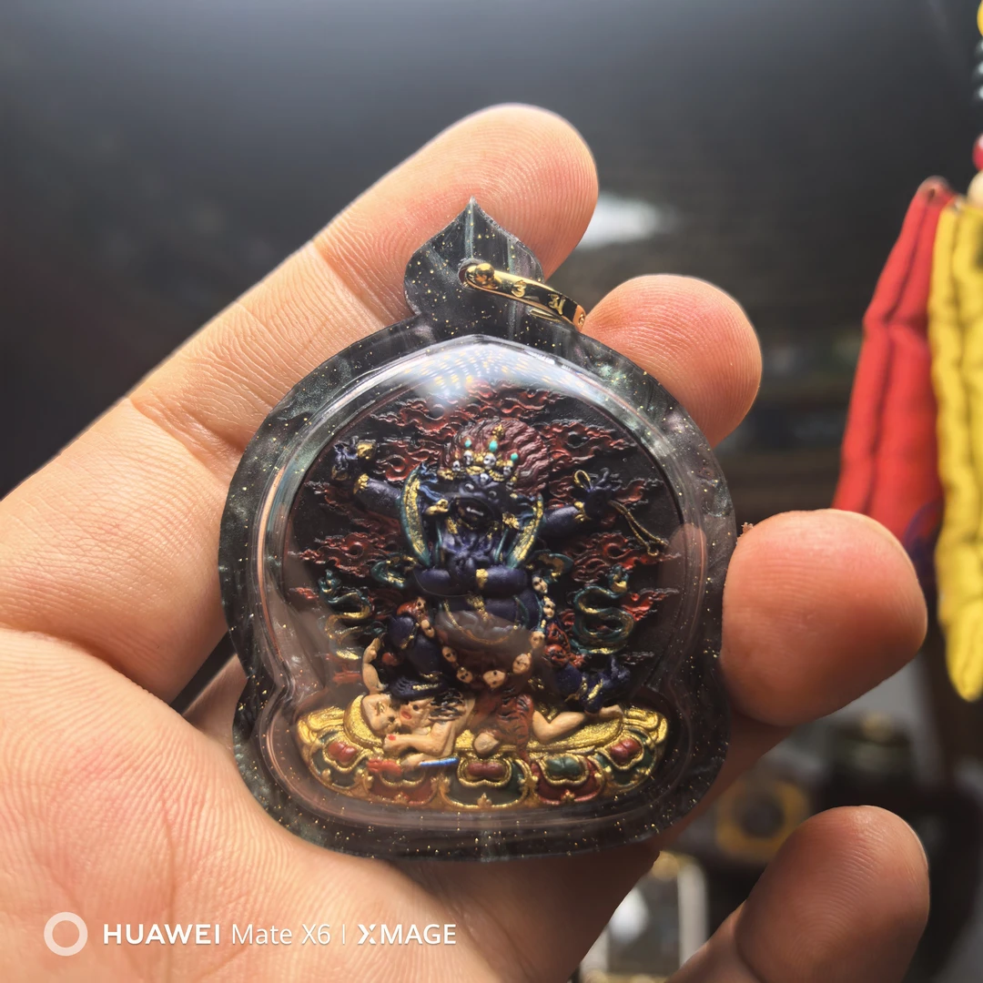 亚克力-（四臂金刚手）彩绘药泥擦擦吊坠摆件