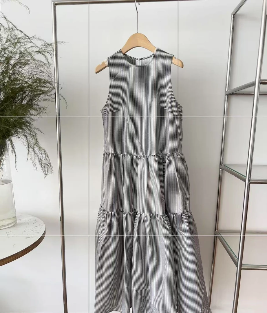 【哈尼家2】条纹高智极简风蛋糕连衣裙冷淡系极致长裙AA109
