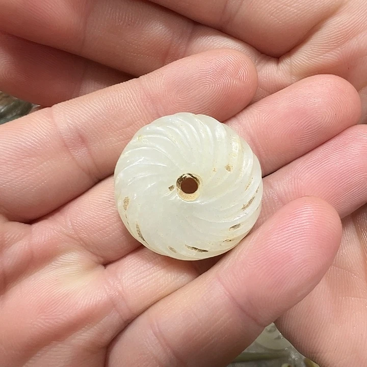 和田玉（糖玉）未镶嵌挂件