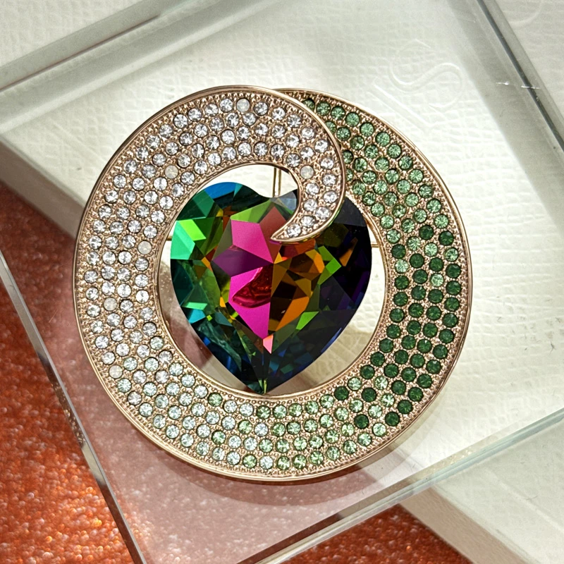 铜合金仿水晶胸针 高档施家水晶海洋之心精致胸针R2536