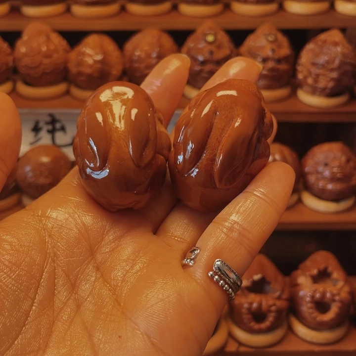 把件橄榄核兔子一对