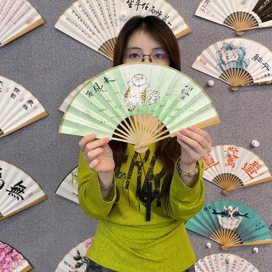 国画6寸玉竹-纯手绘-文玩扇骨（默认粘好）