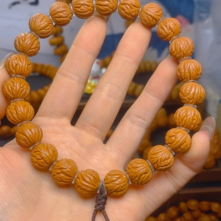桃核吊坠精品1.3333333333