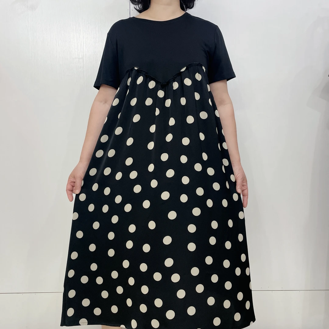 黑白波点时尚大气显瘦连衣裙拼接大码气质