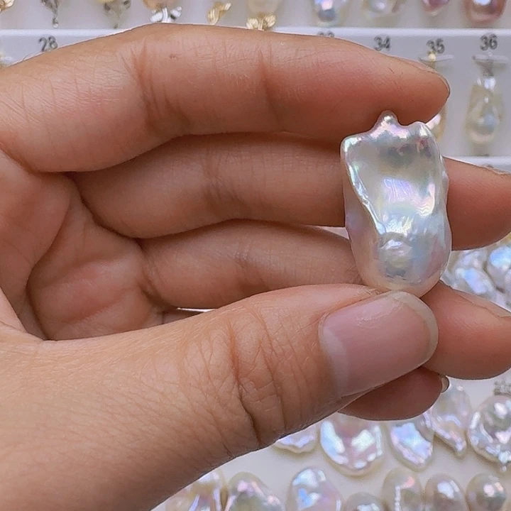 颈饰未镶嵌淡水珍珠