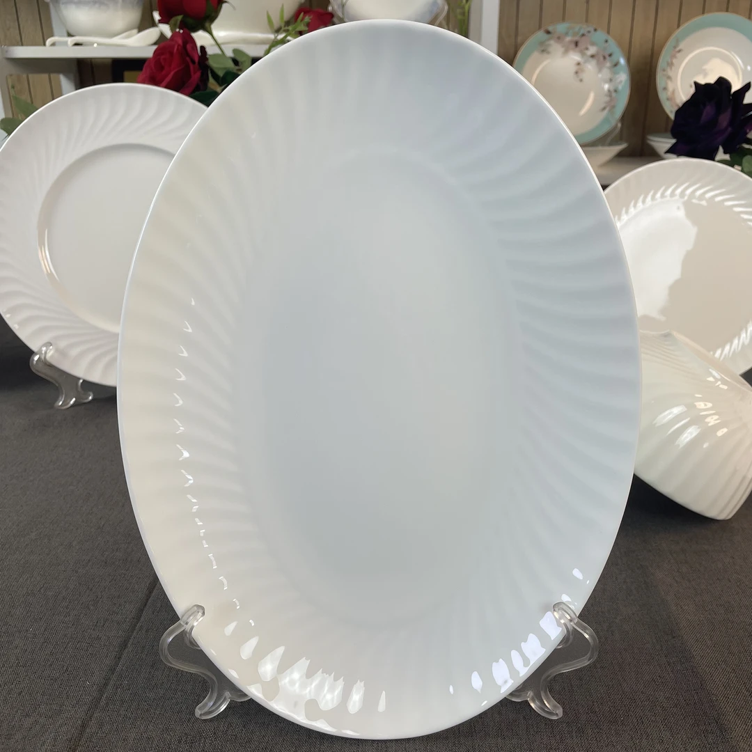 骨瓷旋月系列手工12英寸鱼盘