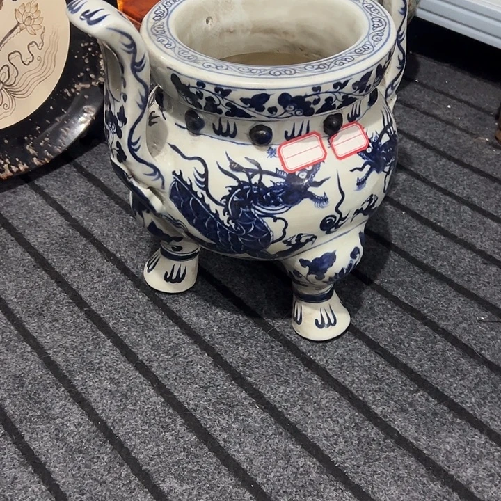 陶其他青花大香炉子