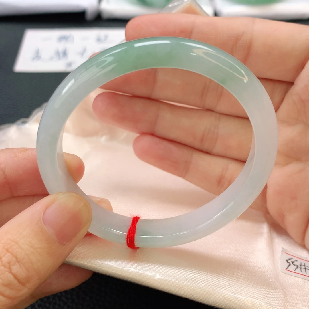 翡翠手镯未镶嵌贵妃55