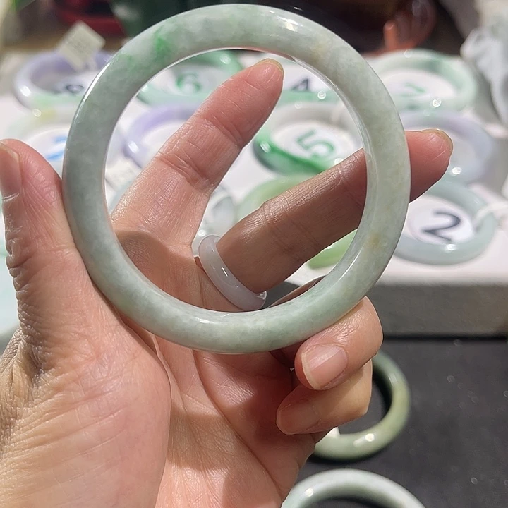翡翠未镶嵌手镯纯天然缅甸翡翠手镯