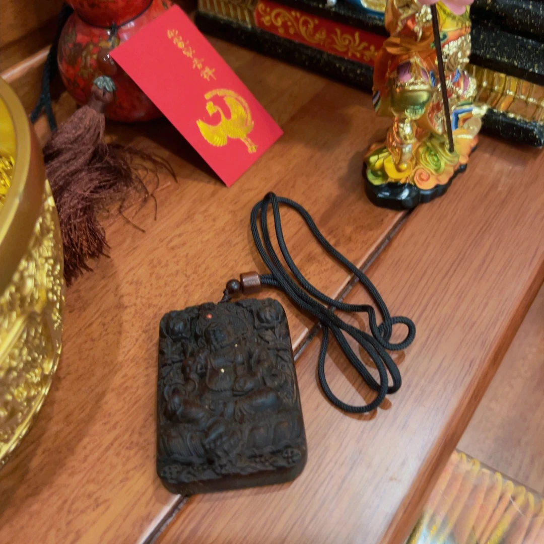 蓝宫调 老料黄财吊坠 6年奉 V07