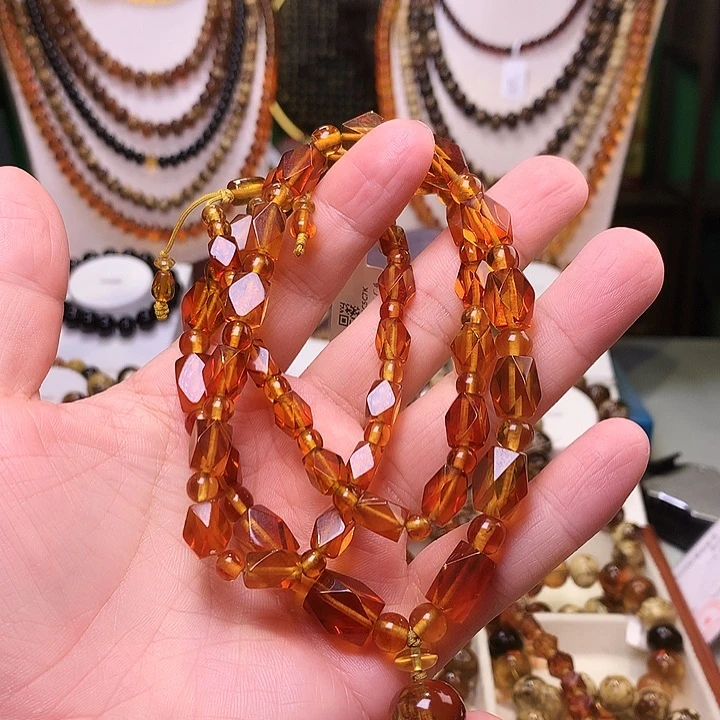 ****闲琥珀未镶嵌裸石我是