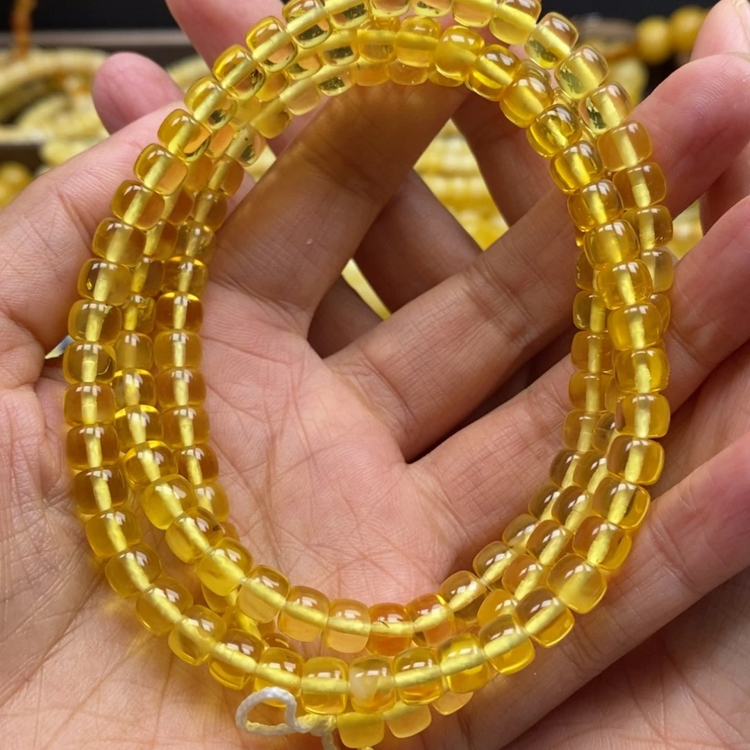 琥珀未镶嵌裸石6.8