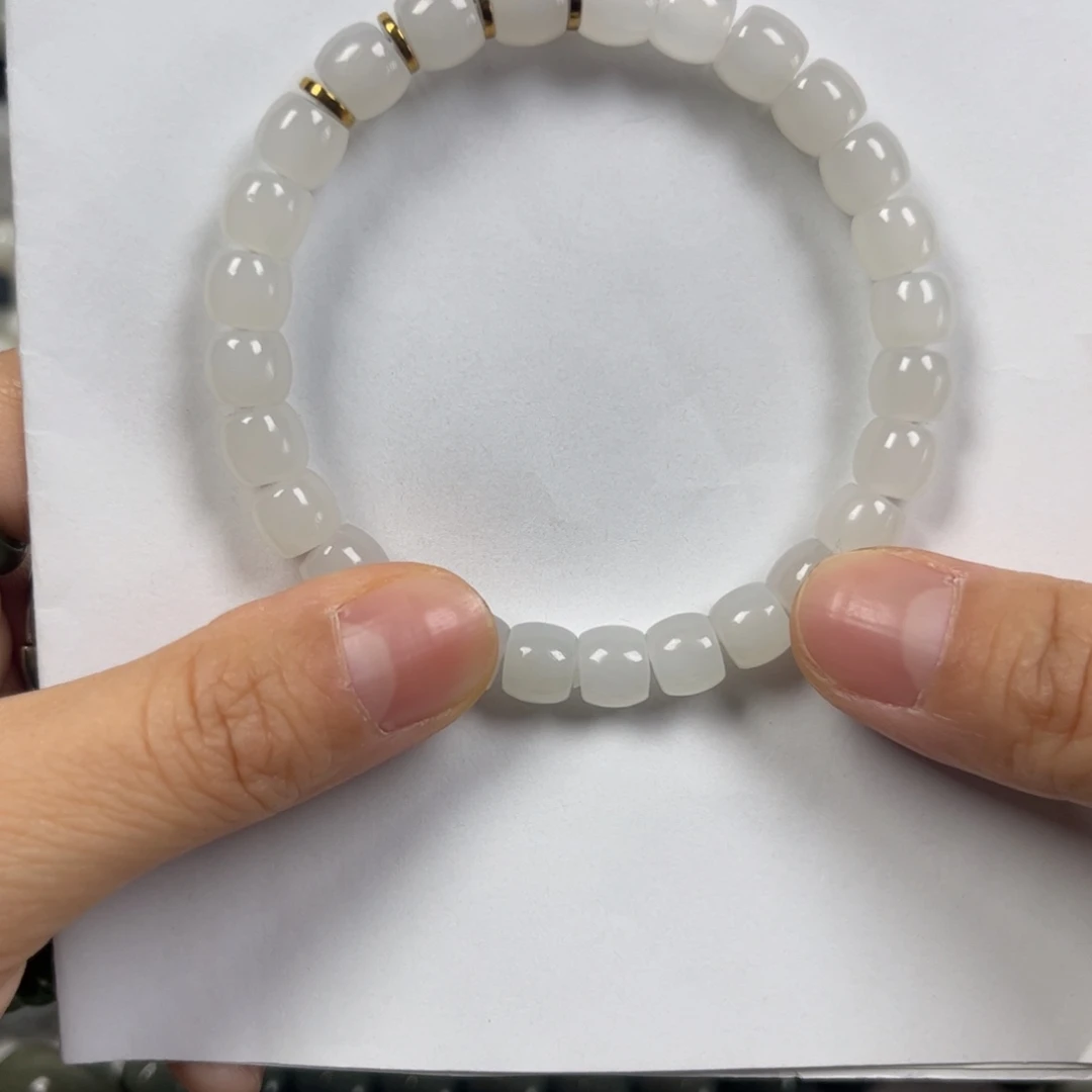 和田玉手链未镶嵌卡8直切珠宝级