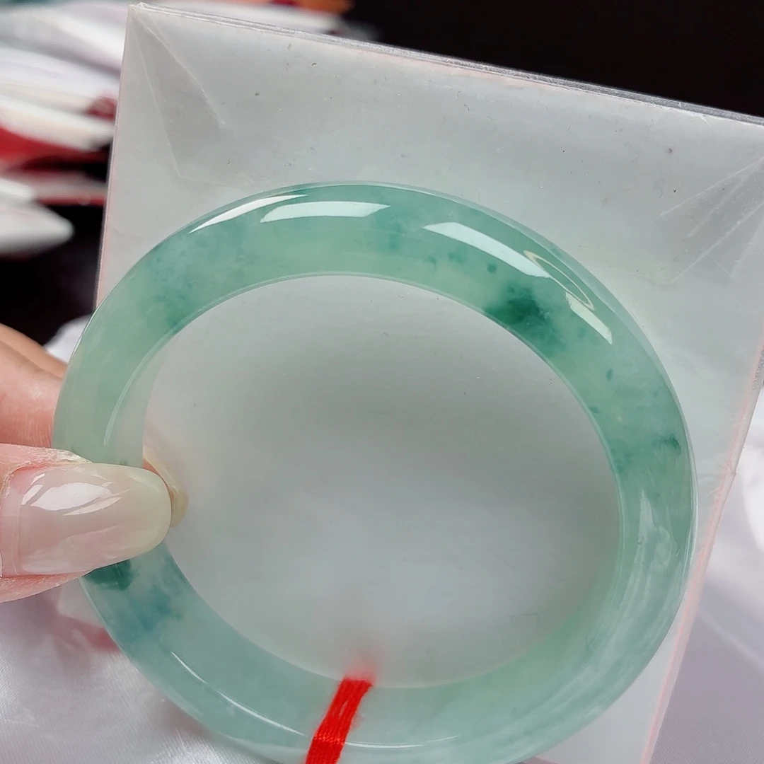 童***心未镶嵌手镯翡翠56