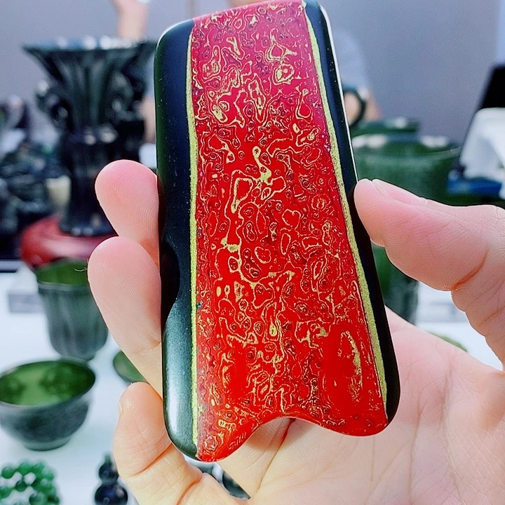 未镶嵌和田玉（青玉）把件微瑕