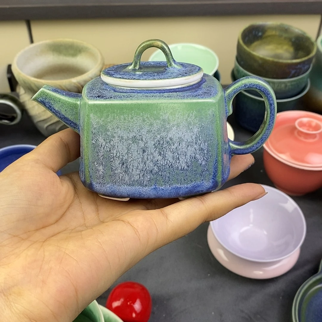 景德镇高温颜色釉茶壶