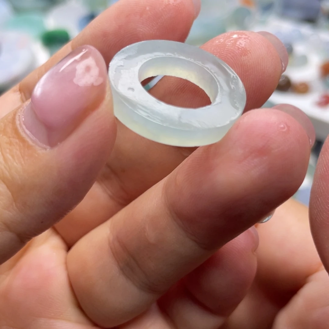 【闪购商品】定制翡翠未镶嵌天然翡翠5-16细条漏