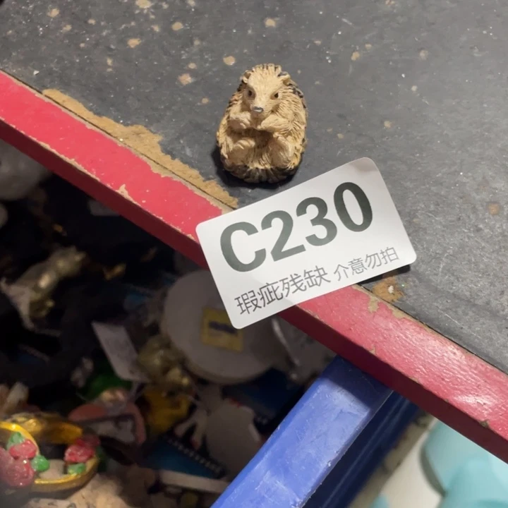 莫***卡摆件孤品老货微瑕瓷