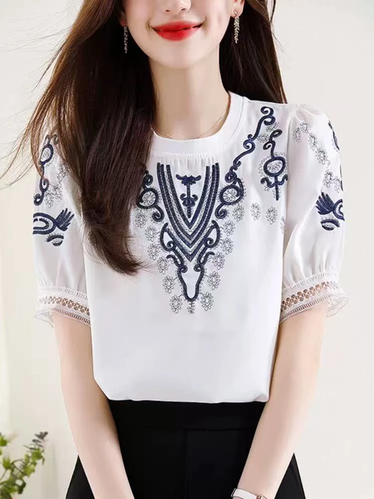 CS032民族风刺绣女夏季2025年新款复古洋气短袖小衫宽松显瘦上衣