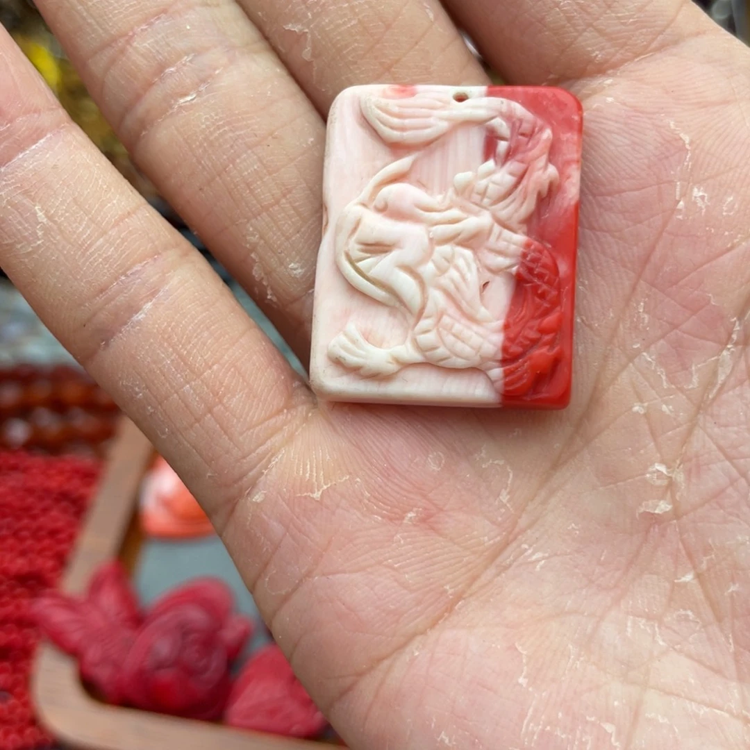 J***2未镶嵌玛瑙/玉髓珠宝半成品