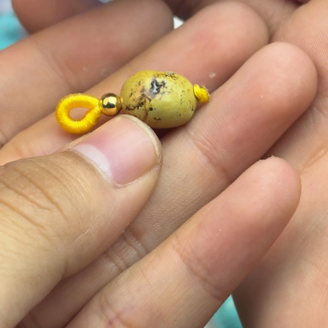 南红玛瑙未镶嵌绿松石