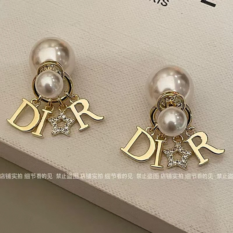 合金锆石耳饰 网红风 韦雪同款轻奢字母珍珠耳饰气质百搭