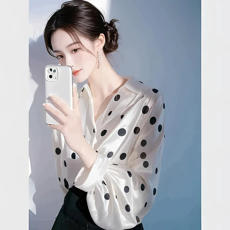 今年爆款高端白色波点缎面衬衫女2025早春新款独特超好看收腰衬衣
