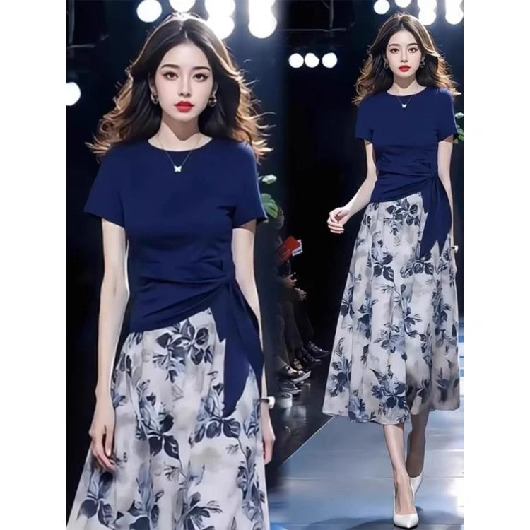 女神范时尚套装裙女想夏季新款收腰系带短袖T恤碎花半身裙两件套