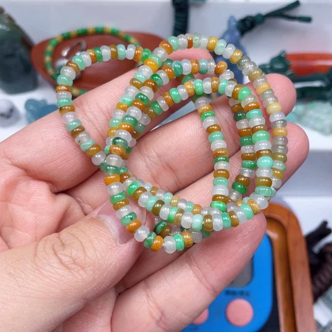 翡翠摆件未镶嵌辅****贝珠串