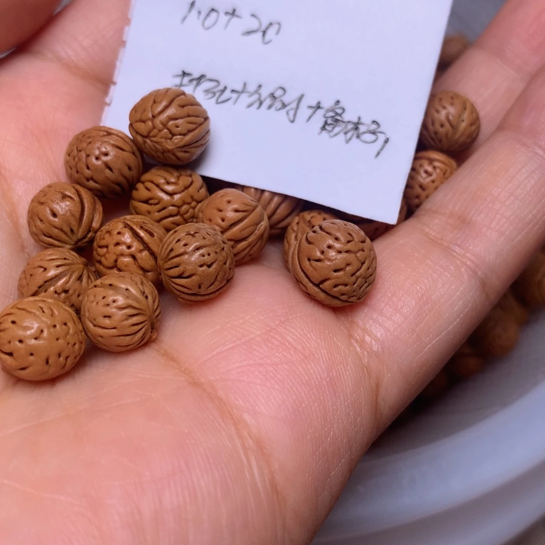 龙纹桃核野生小馒头