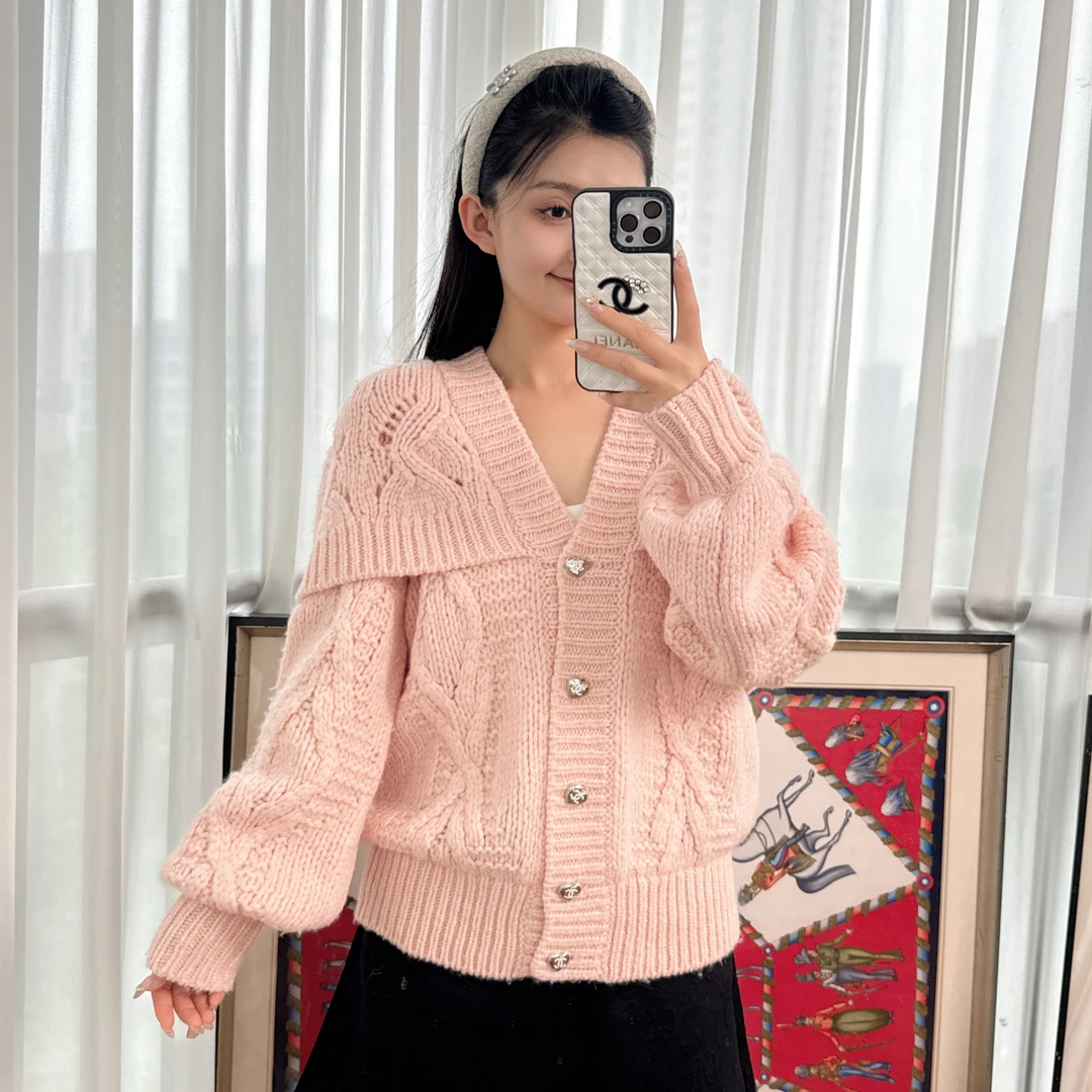 95新 Chanel/香奈儿 针织外套粉色38码/250427TYS2ZA4