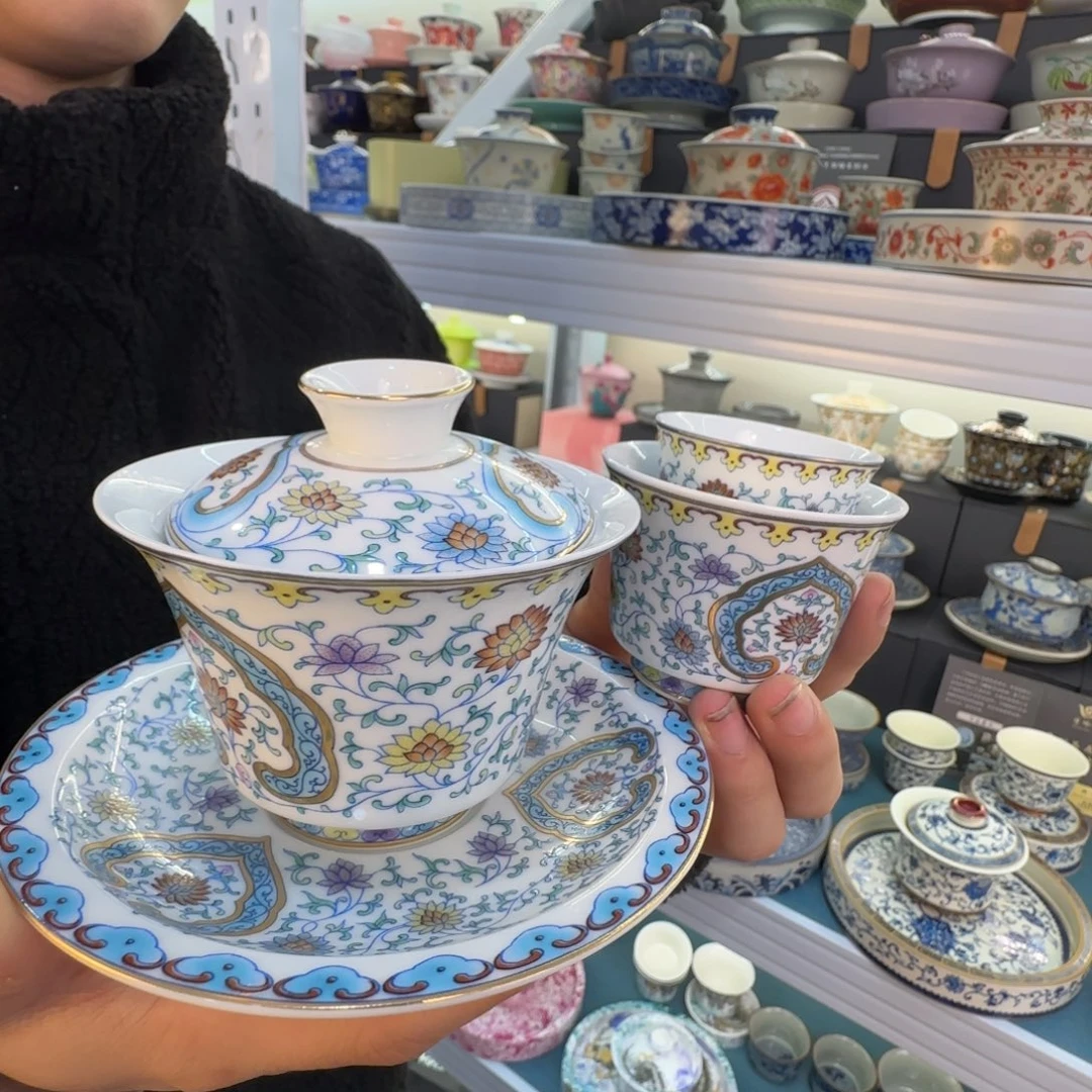 当代艺术家辞典等多