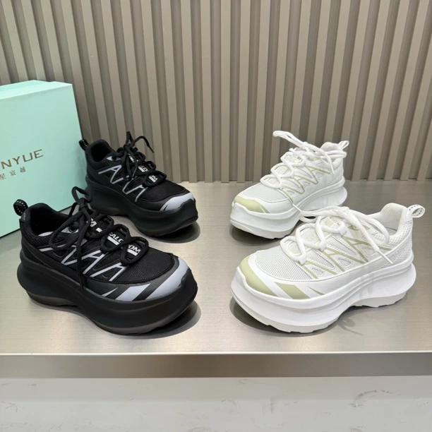 新款厚底松糕夏季款空调网鞋底厚6公分舒适百搭运动休闲鞋潮流