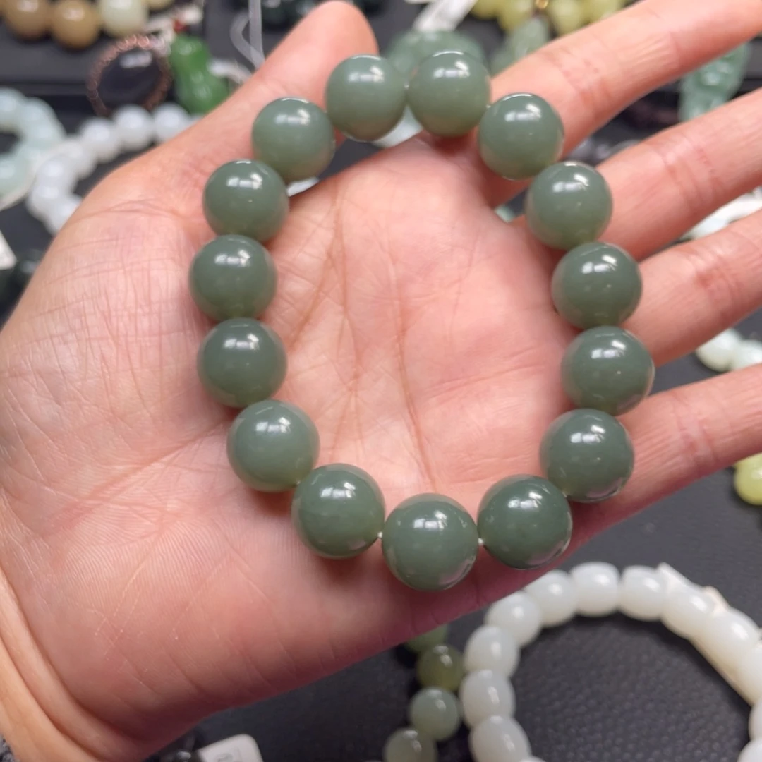 和田玉未镶嵌手链