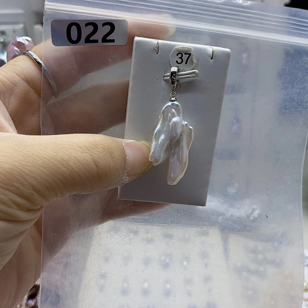 颈饰合金淡水珍珠