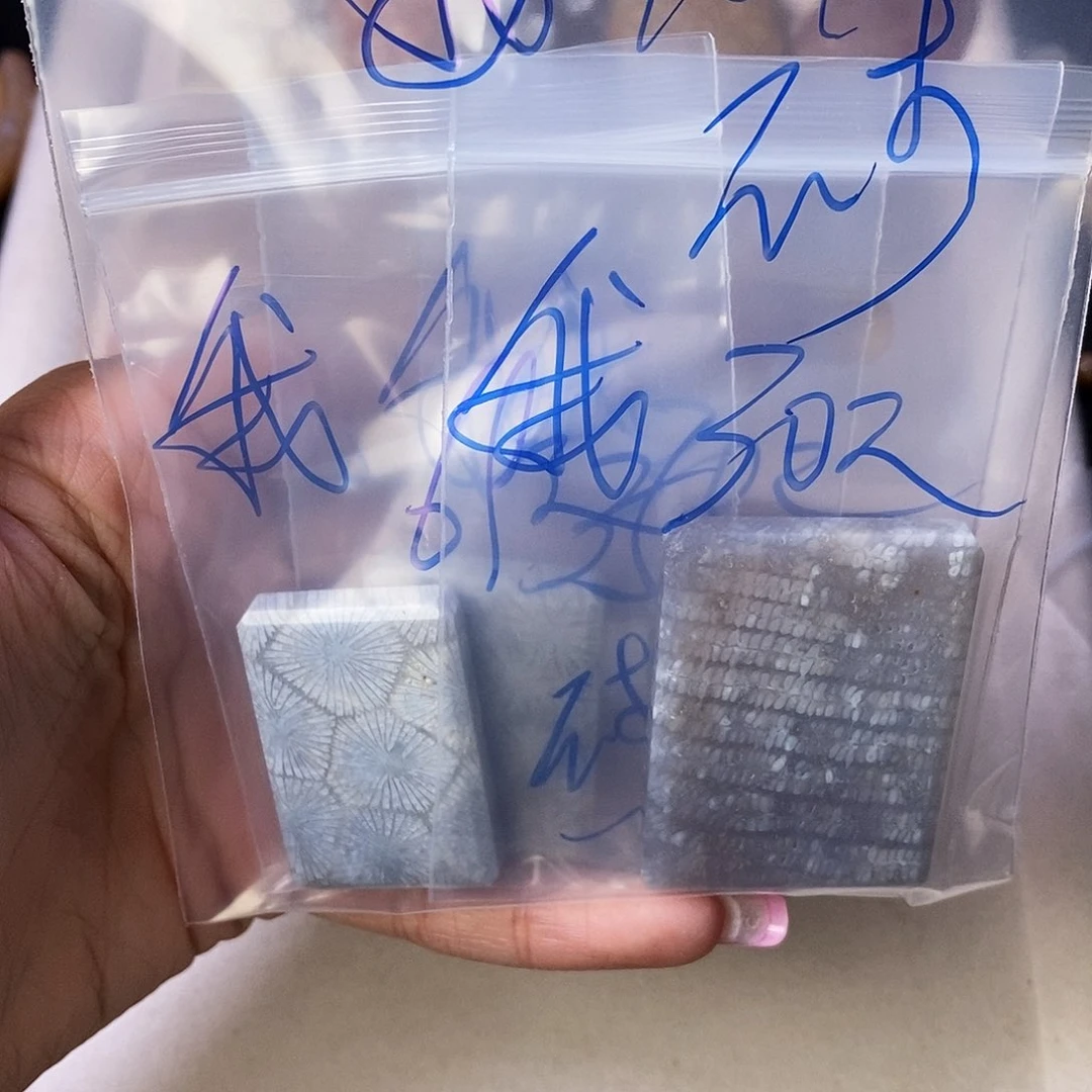 硅化玉颈饰合金我***肉