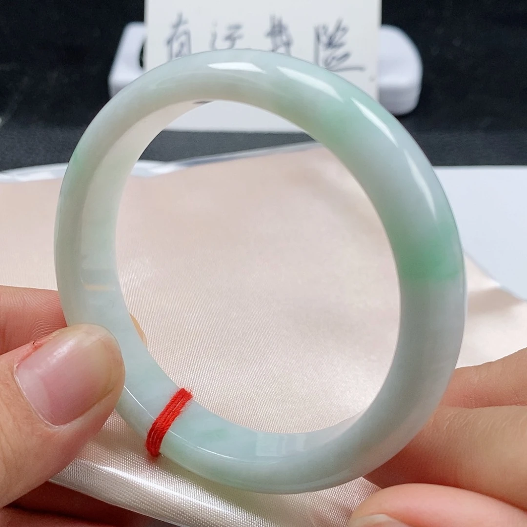 【闪购商品】翡翠手镯未镶嵌陈*陈888号