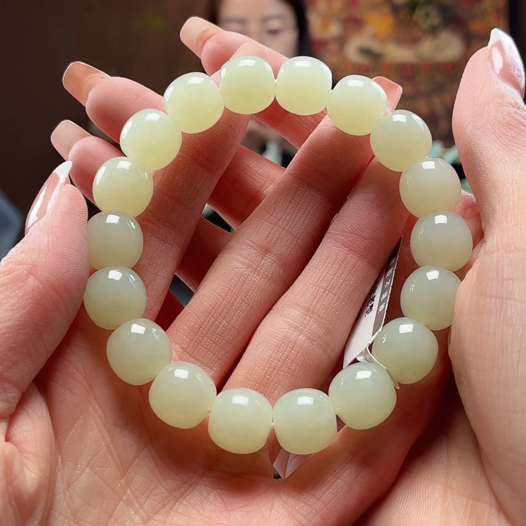 和田玉未镶嵌手串且末卡12老型