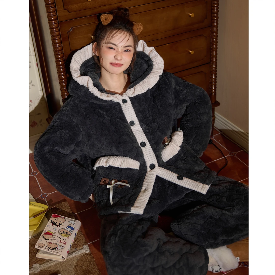 珊瑚绒冬睡衣女款爆款2025新款家居服法兰绒加厚加绒三层夹棉套装