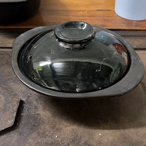 微瑕，明火，约口径22，高度5.5带盖