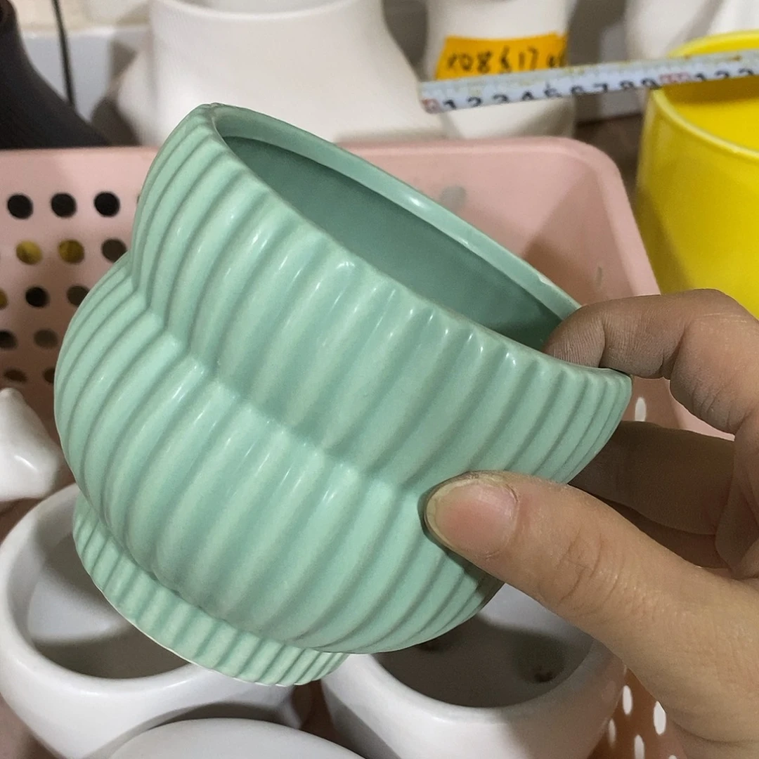 陶杯子陶盆有孔 瑕疵介意勿拍