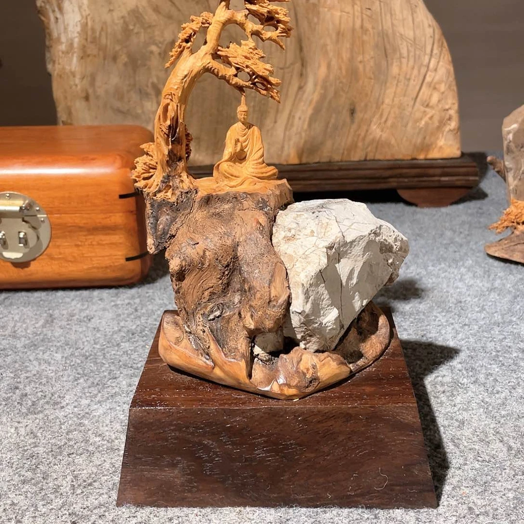 柏木（崖柏）每**刻太行崖柏