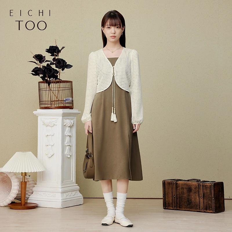 爱居兔春季新温柔优雅镂空针织衫外套两件式连衣裙EQLFJ1P005A