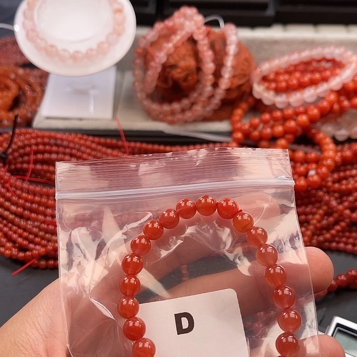 南红玛瑙未镶嵌多样性发货默认微瑕称重8mm