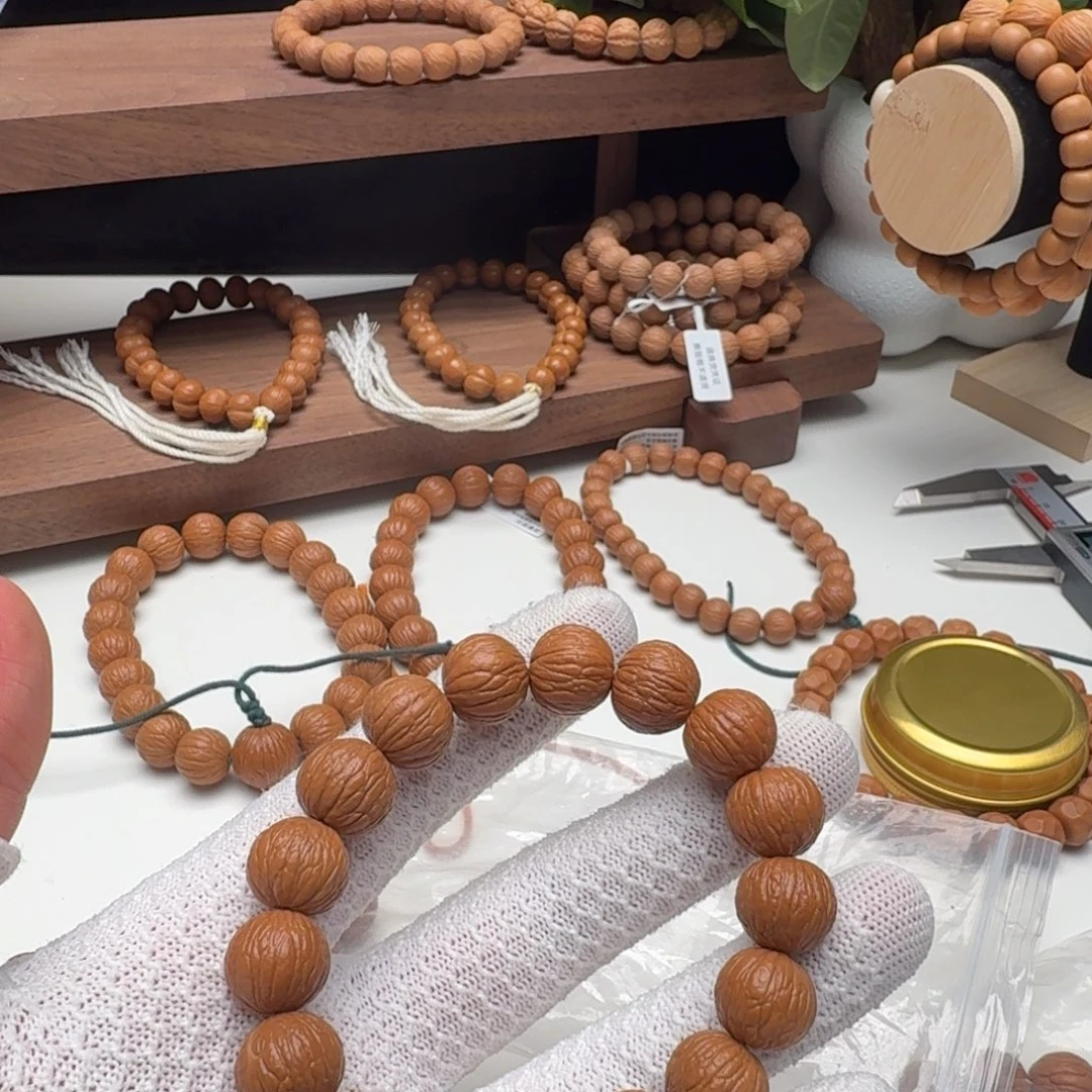 猴头核桃吊坠14凤羽精卡精打底一条